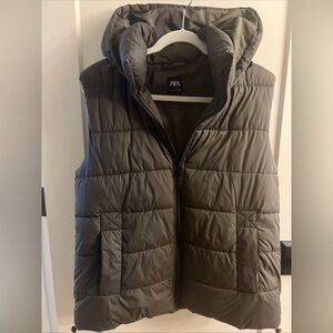 Zara Olive Puffer Vest S